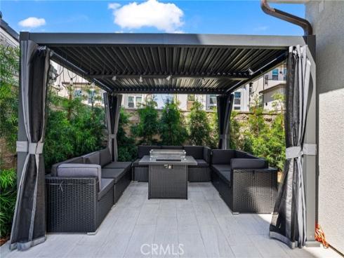 200  Newton  , Lake Forest, CA