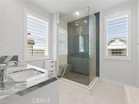 200  Newton  , Lake Forest, CA