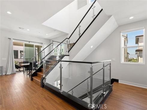 200  Newton  , Lake Forest, CA