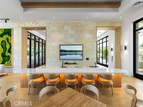 200  Newton  , Lake Forest, CA