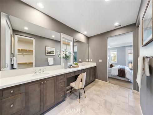 215  Bryce Run  , Lake Forest, CA