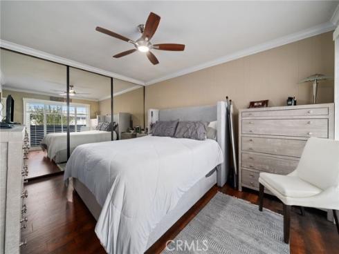 22921  Crol  , Lake Forest, CA