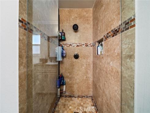 22921  Crol  , Lake Forest, CA