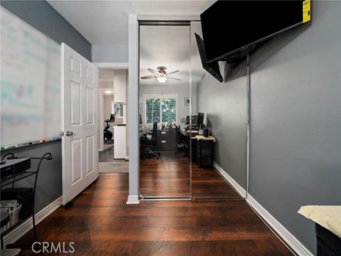 22921  Crol  , Lake Forest, CA