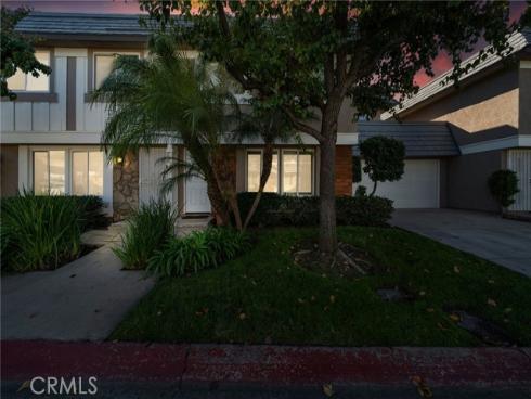 22921  Crol  , Lake Forest, CA