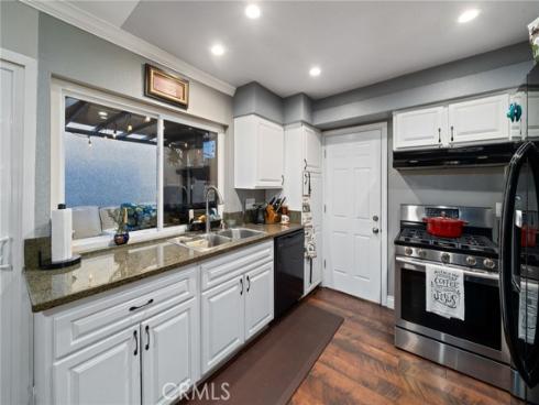 22921  Crol  , Lake Forest, CA