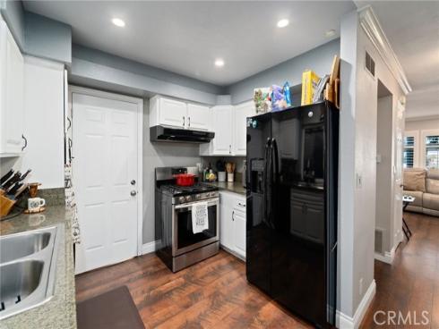 22921  Crol  , Lake Forest, CA