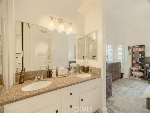 19431  Rue De Valore  37A , Lake Forest, CA