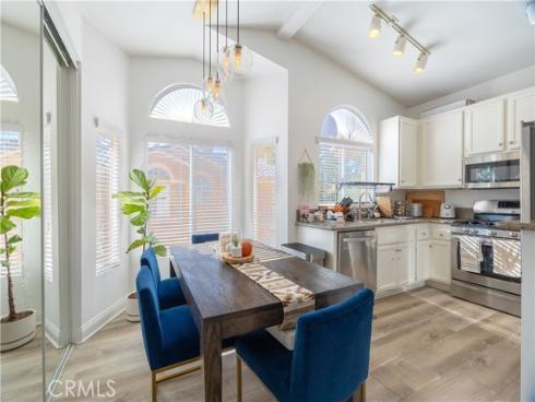 19431  Rue De Valore  37A , Lake Forest, CA