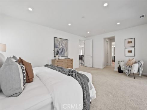 5567  Heritage Oak Dr  , Lake Forest, CA