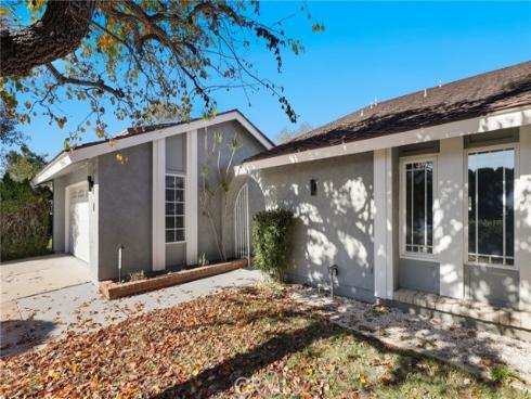 21841 Zuni , Lake Forest, CA