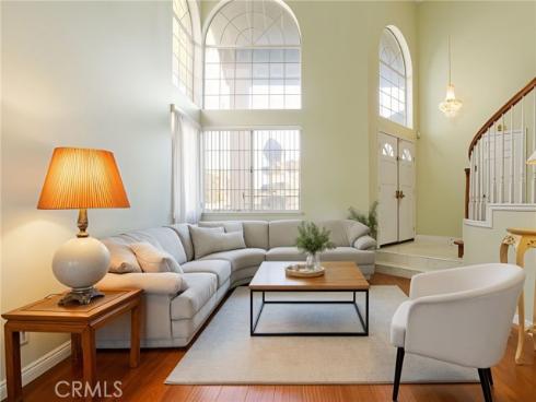 51  Toulon  , Lake Forest, CA