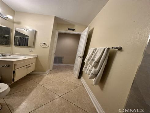 23921  Barton  , Lake Forest, CA