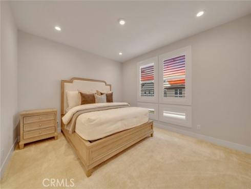 141 Evergreen Way , Lake Forest, CA