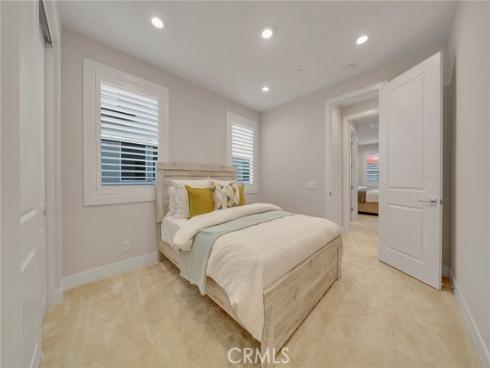 141 Evergreen Way , Lake Forest, CA