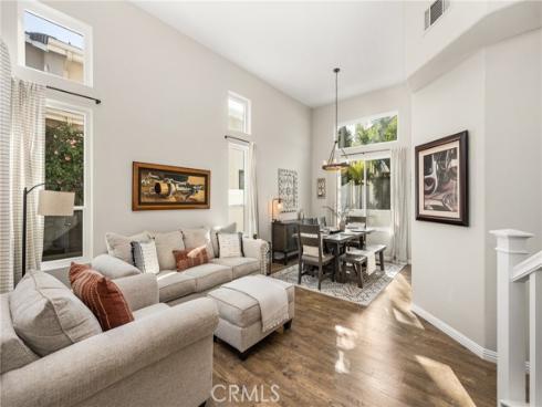 4 Marseille Way , Lake Forest, CA