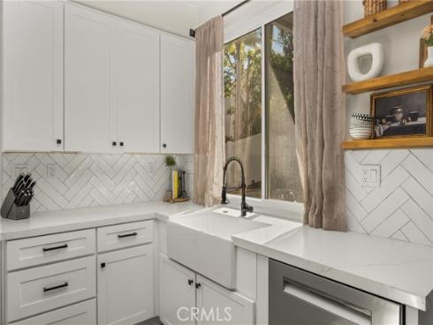 4 Marseille Way , Lake Forest, CA