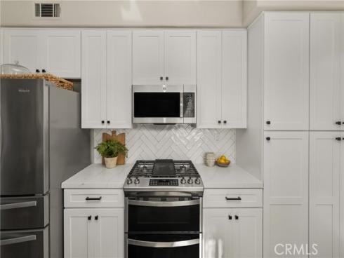 4 Marseille Way , Lake Forest, CA