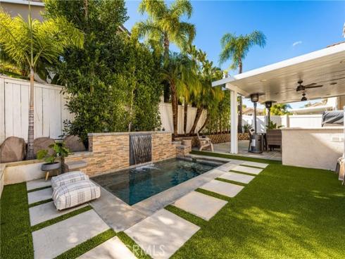 4 Marseille Way , Lake Forest, CA