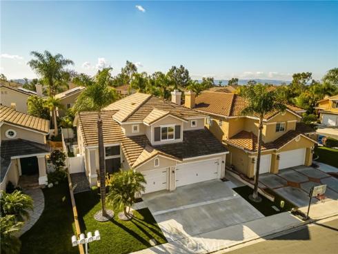 4 Marseille Way , Lake Forest, CA