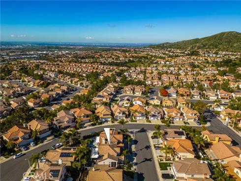 4 Marseille Way , Lake Forest, CA