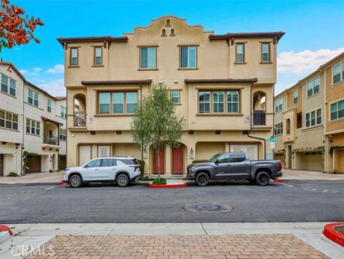 901 Sunset Rdg , Lake Forest, CA