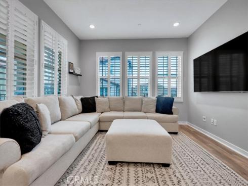 901 Sunset Rdg , Lake Forest, CA