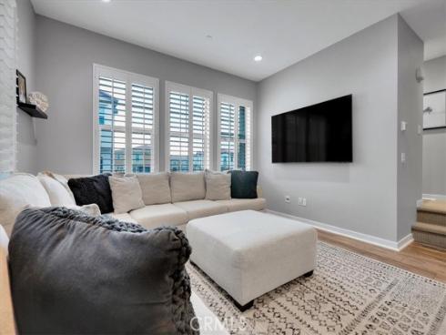 901 Sunset Rdg , Lake Forest, CA