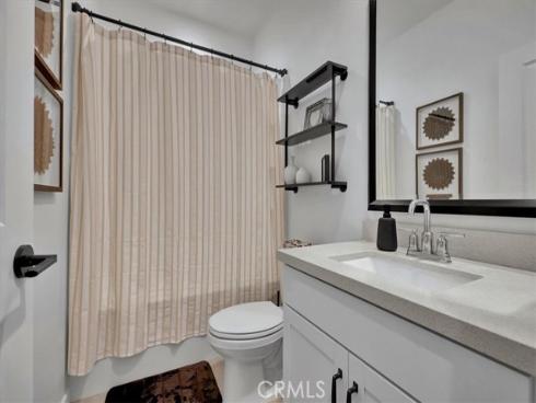 901 Sunset Rdg , Lake Forest, CA