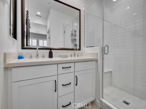 901 Sunset Rdg , Lake Forest, CA