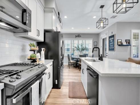 901 Sunset Rdg , Lake Forest, CA