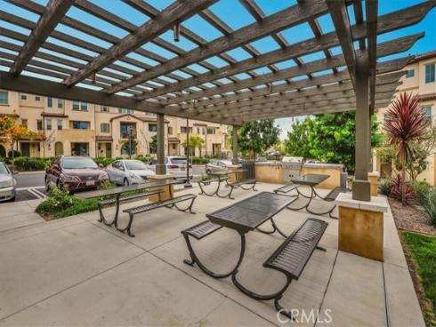 901 Sunset Rdg , Lake Forest, CA