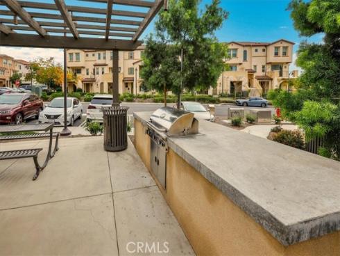 901 Sunset Rdg , Lake Forest, CA