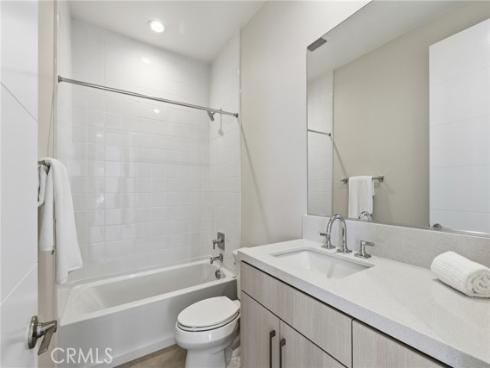 130 Paddlewheel , Lake Forest, CA