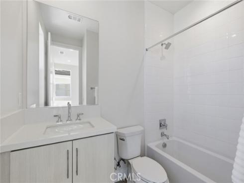 130 Paddlewheel , Lake Forest, CA