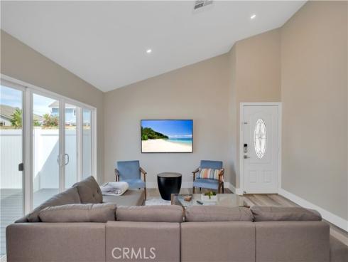 23101 Cherry 20 Avenue, Lake Forest, CA