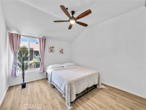 23276 Orange 8 Avenue, Lake Forest, CA