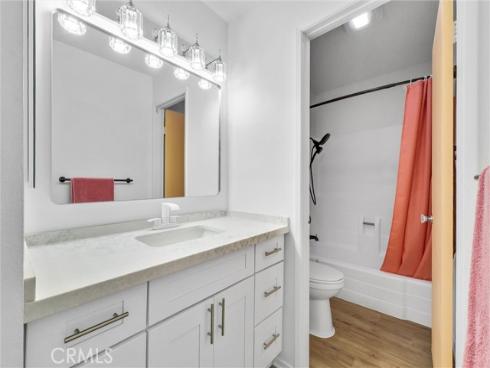 23276 Orange 8 Avenue, Lake Forest, CA