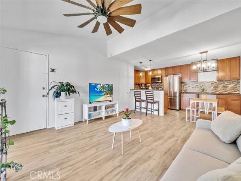 23276 Orange 8 Avenue, Lake Forest, CA