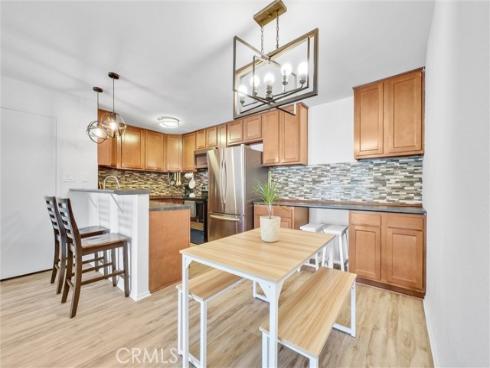 23276 Orange 8 Avenue, Lake Forest, CA