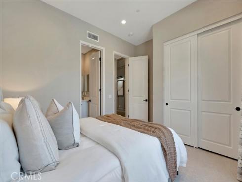 17 Ponte , Lake Forest, CA