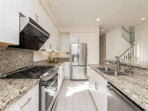 192 Finch , Lake Forest, CA