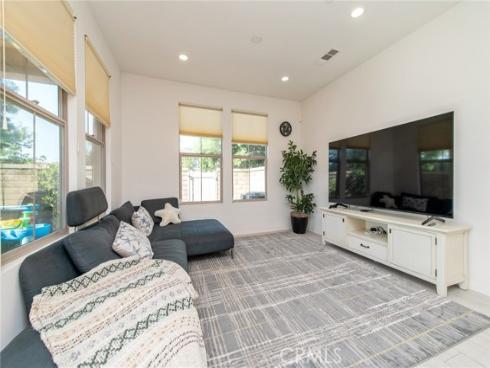 192 Finch , Lake Forest, CA