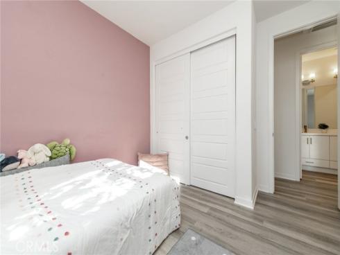 192 Finch , Lake Forest, CA