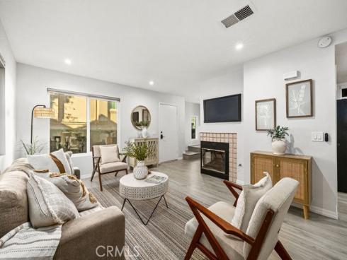 21174 Gladiolos , Lake Forest, CA