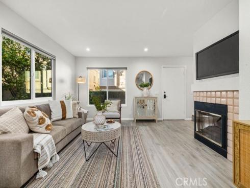 21174 Gladiolos , Lake Forest, CA