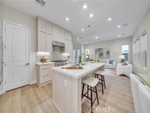 120 Parkland Alley , Lake Forest, CA