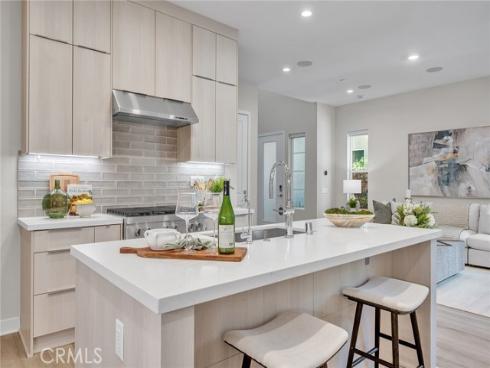 120 Parkland Alley , Lake Forest, CA