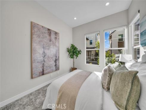 120 Parkland Alley , Lake Forest, CA