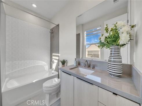 120 Parkland Alley , Lake Forest, CA